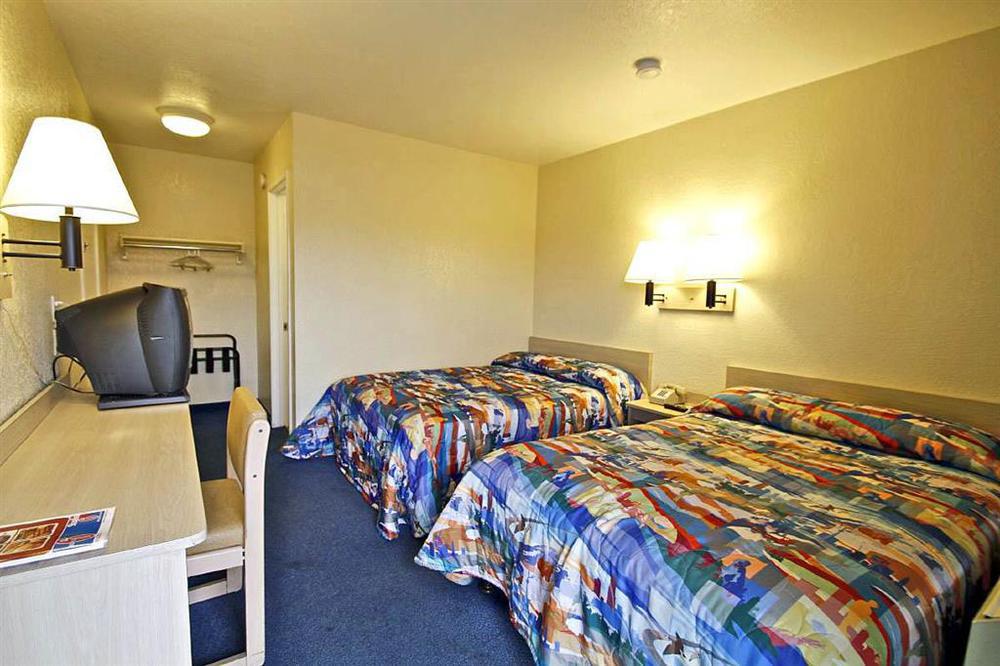 Motel 6-Fresno, Ca - Blackstone North Quarto foto